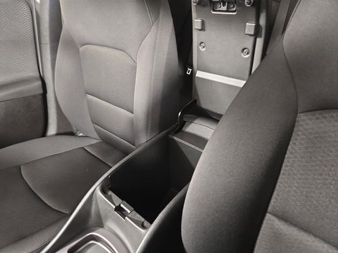 Used 2023 Chevrolet Malibu LS FWD image 26