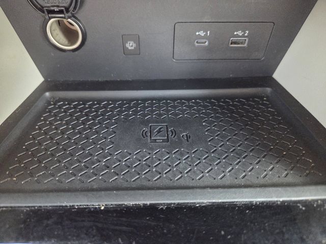 Used 2025 Nissan Pathfinder SL FWD image 30