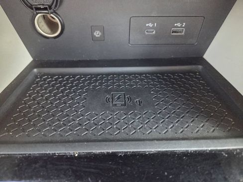 Used 2025 Nissan Pathfinder SL FWD image 30