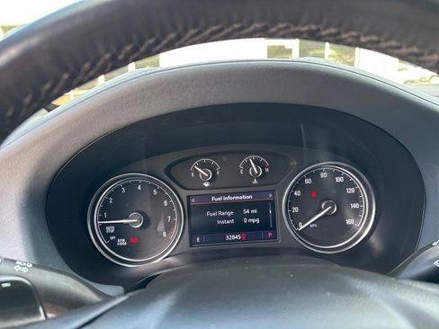 Used 2022 Buick Enclave Essence w/ Experience Buick Package image 21