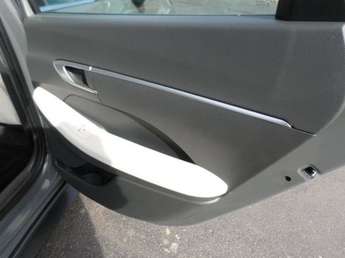 Used 2022 Hyundai Sonata SE image 40