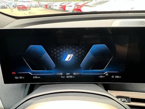 Used 2025 BMW iX xDrive50 AWD/4WD image 29