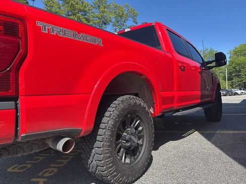 Used 2022 Ford F250 Lariat w/ Tremor Off-Road Package AWD/4WD image 10