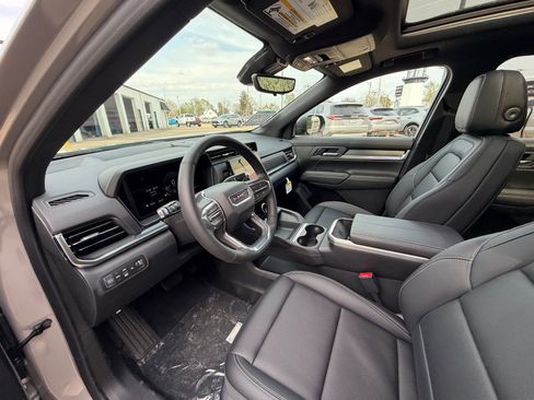 New 2026 GMC Terrain Elevation w/ Elevation Premium Package image 17