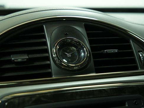 Certified 2014 Buick Enclave Premium FWD image 46