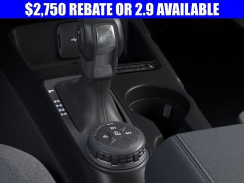 New 2025 Ford Bronco 4-Door image 17