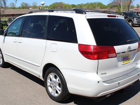 Used 2005 Toyota Sienna XLE Limited AWD/4WD image 32