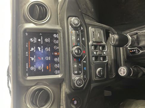 Used 2023 Jeep Wrangler Unlimited w/ Cold Weather Group AWD/4WD image 17