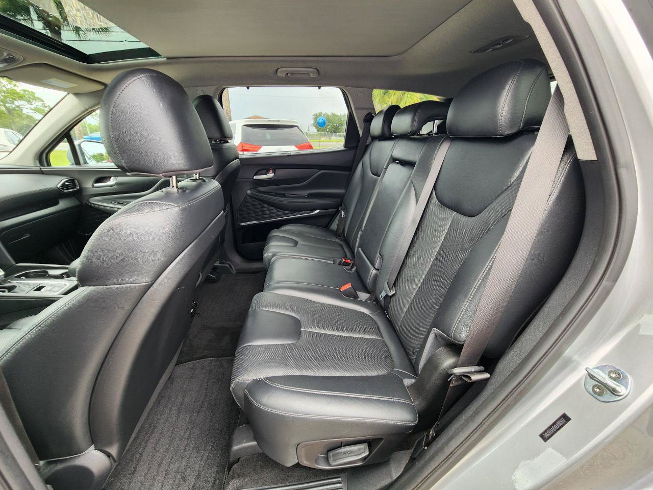 Used 2020 Hyundai Santa Fe Limited FWD image 11