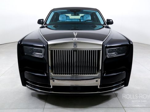New 2027 Rolls-Royce Phantom Sedan RWD image 7