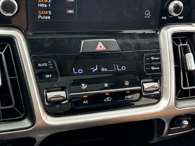 Used 2021 Kia Sorento EX w/ Panoramic Sunroof Package AWD/4WD image 30