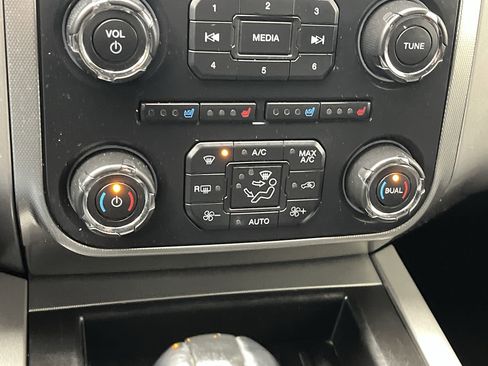 Used 2016 Ford Expedition EL XLT w/ Equipment Group 202A image 23