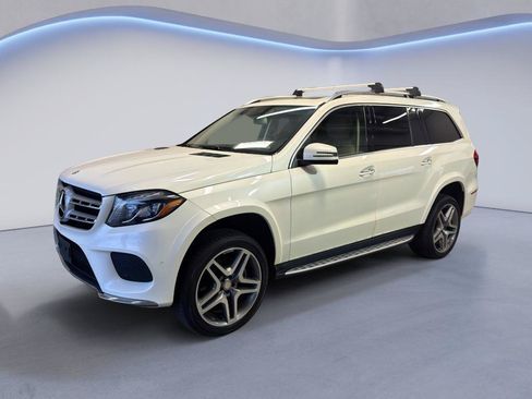 Used 2017 Mercedes-Benz GLS 550 4MATIC image 3
