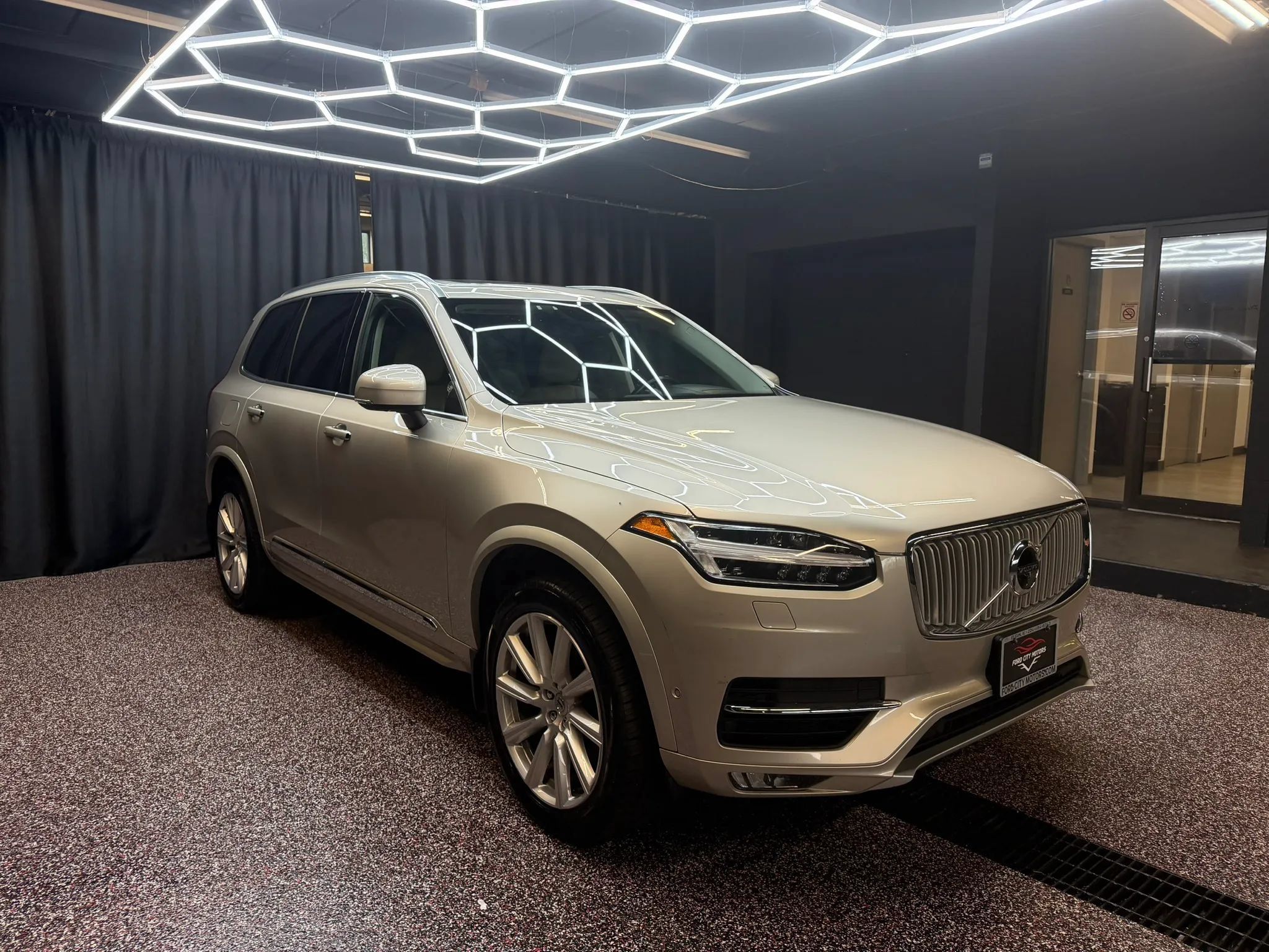 Used 2016 Volvo XC90 T6 Inscription AWD/4WD image 8