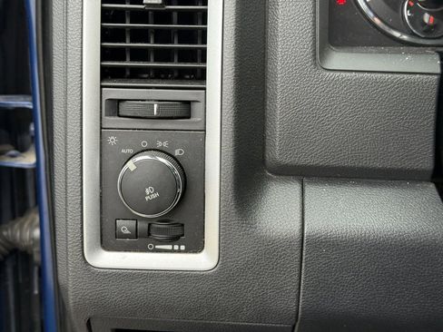 Used 2011 RAM 1500 Sport w/ Sport Premium Group image 19