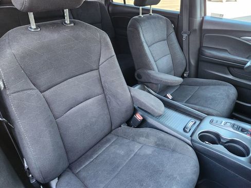 Used 2022 Honda Pilot Sport image 13