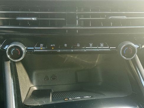 New 2026 Chevrolet Traverse RS image 15