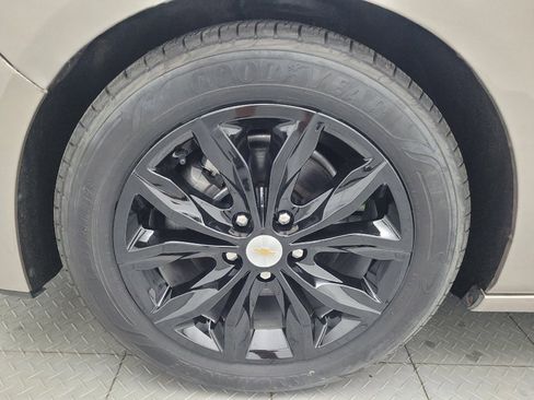 Used 2025 Chevrolet Malibu LT FWD image 31