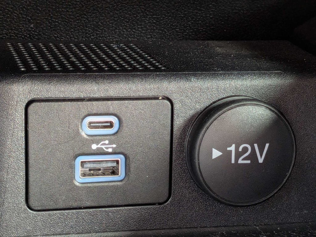 Used 2022 Ford Escape SEL FWD image 29