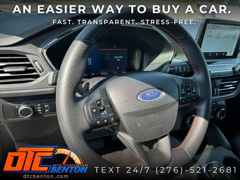 Used 2025 Ford Escape ST-Line FWD image 11