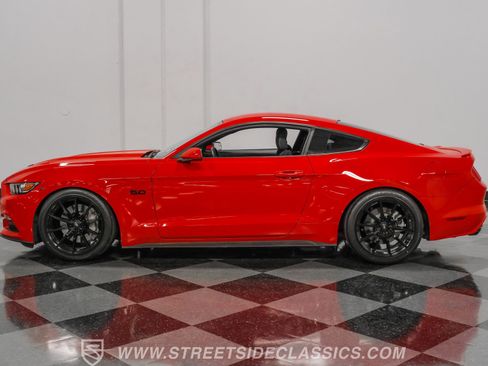 Used 2017 Ford Mustang GT image 2