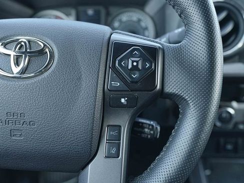 Used 2021 Toyota Tacoma TRD Off-Road AWD/4WD image 34
