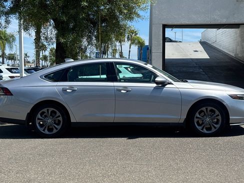 Used 2023 Honda Accord EX image 8