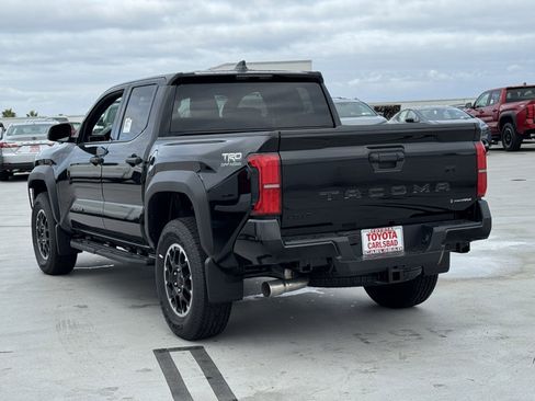 New 2025 Toyota Tacoma TRD Off-Road image 12
