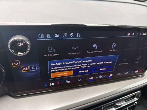 New 2026 Chevrolet Traverse LT image 12