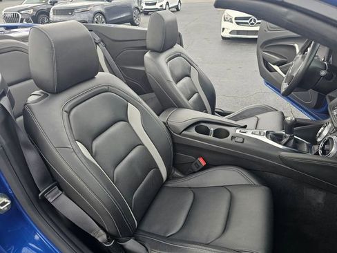 Used 2023 Chevrolet Camaro LT image 10