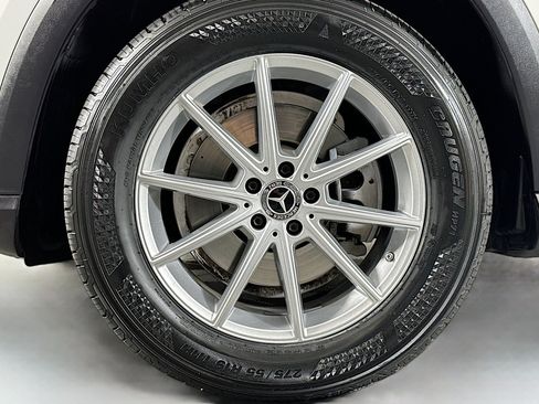 Used 2025 Mercedes-Benz GLE 350 4MATIC image 11