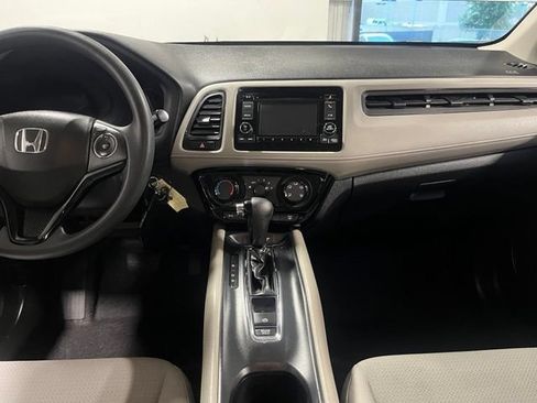 Used 2021 Honda HR-V LX image 20