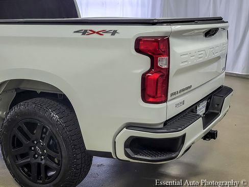 Used 2024 Chevrolet Silverado 1500 RST AWD/4WD image 6