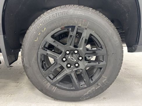 New 2026 Chevrolet Silverado 1500 RST w/ Dark Appearance Package AWD/4WD image 37