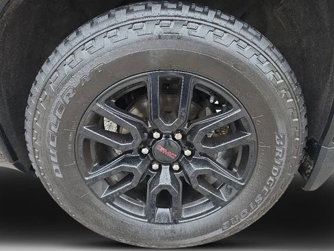 Used 2020 GMC Sierra 1500 Elevation w/ Elevation Value Package AWD/4WD image 9