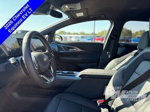 New 2026 Chevrolet Equinox EV LT image 9