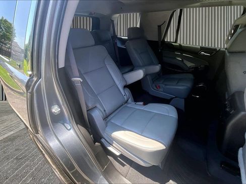 Used 2019 Chevrolet Tahoe LT w/ Luxury Package AWD/4WD image 30