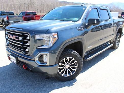 Used 2019 GMC Sierra 1500 AT4 w/ AT4 Premium Package image 3