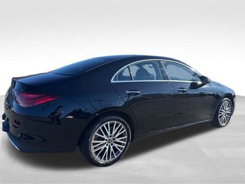 Used 2025 Mercedes-Benz CLA 250 4MATIC image 9