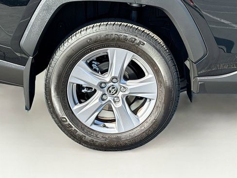 Used 2025 Toyota RAV4 XLE image 32