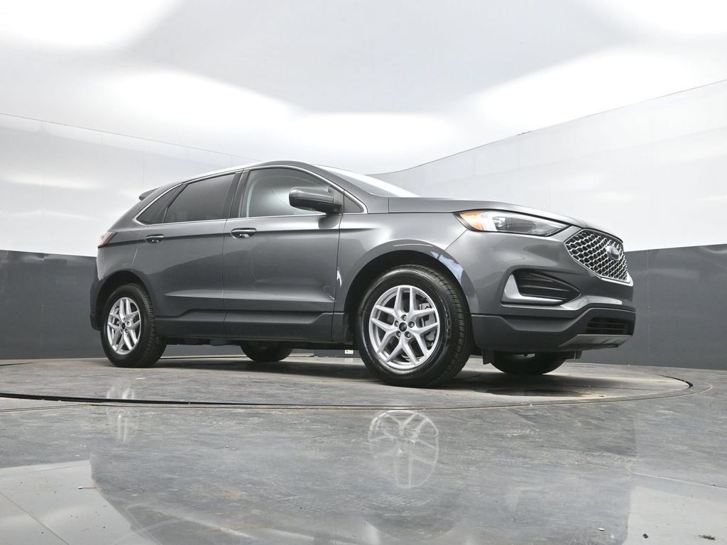 Used 2024 Ford Edge SEL AWD/4WD image 31