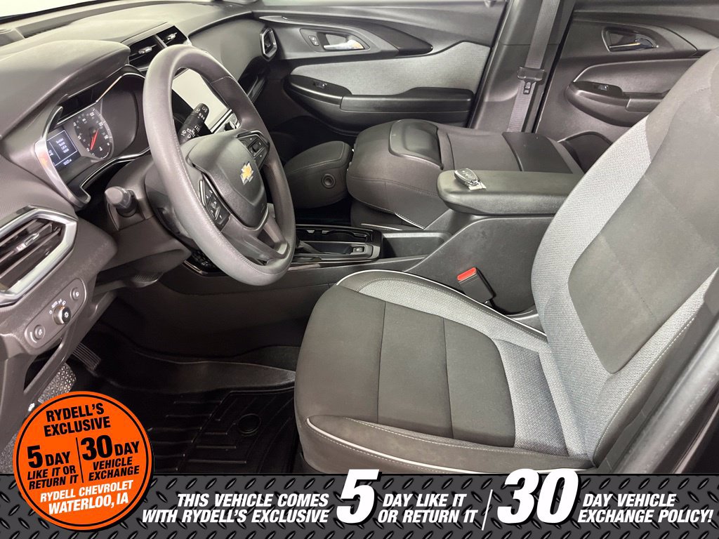 Certified 2022 Chevrolet TrailBlazer LT w/ Convenience Package AWD/4WD image 17