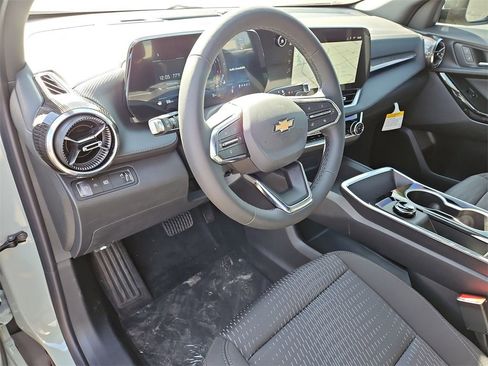 New 2026 Chevrolet Equinox LT image 10