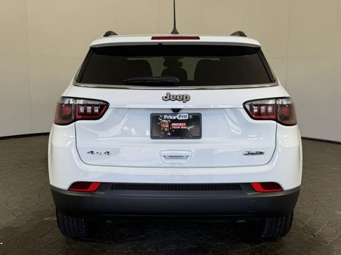 Used 2026 Jeep Compass Latitude AWD/4WD image 6