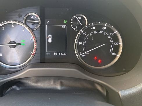 Certified 2023 Lexus GX 460 Premium AWD/4WD image 11