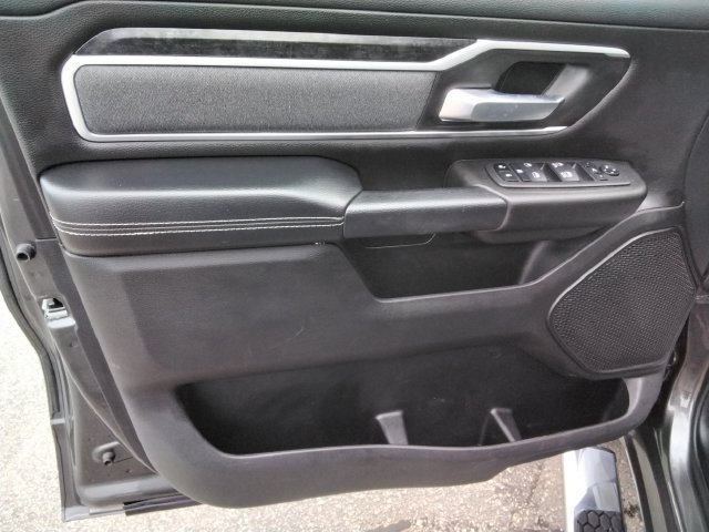 Used 2023 RAM 1500 Big Horn AWD/4WD image 30