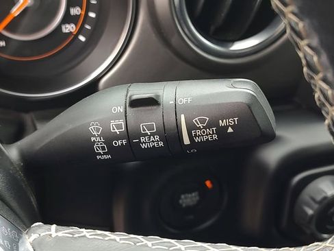 Used 2020 Jeep Wrangler Unlimited Sahara AWD/4WD image 23