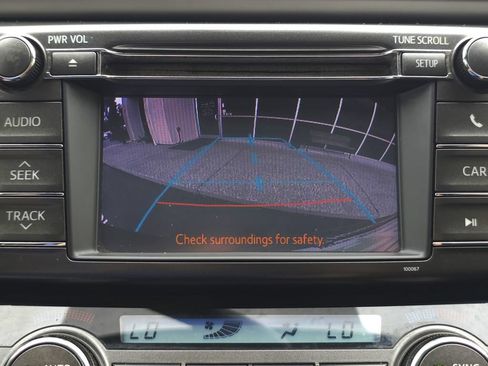 Used 2013 Toyota RAV4 XLE FWD image 22