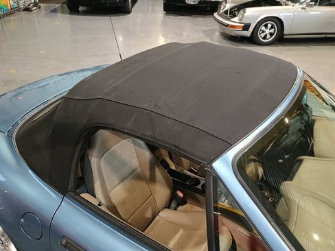 Used 2000 BMW Z3 2.5i RWD image 45