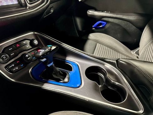 Used 2018 Dodge Challenger SXT image 20